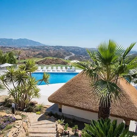 Golf, Sea And Mountain Views Apartment La Cala De Mijas Exterior photo